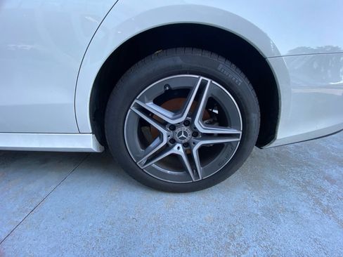 Used 2023 Mercedes-Benz E 350 4MATIC Sedan image 22