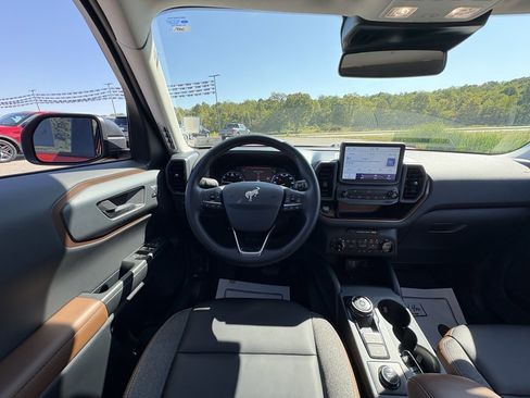 Used 2024 Ford Bronco Sport Outer Banks w/ Tech Package image 29