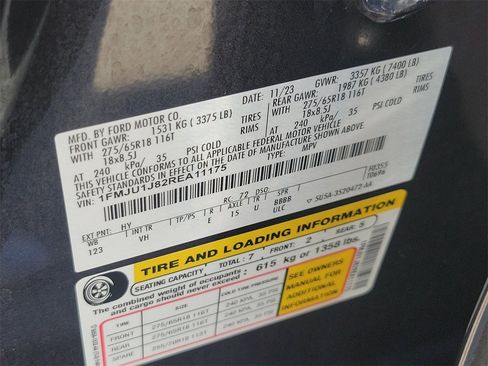 Used 2024 Ford Expedition XLT image 32