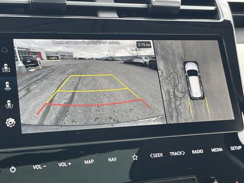 Used 2024 Hyundai Tucson Limited image 32