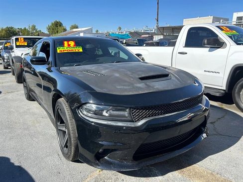 Used 2019 Dodge Charger R/T RWD image 4