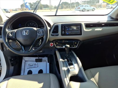 Used 2021 Honda HR-V EX-L image 9