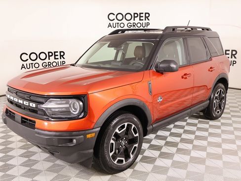 Used 2024 Ford Bronco Sport Outer Banks w/ Tech Package image 11