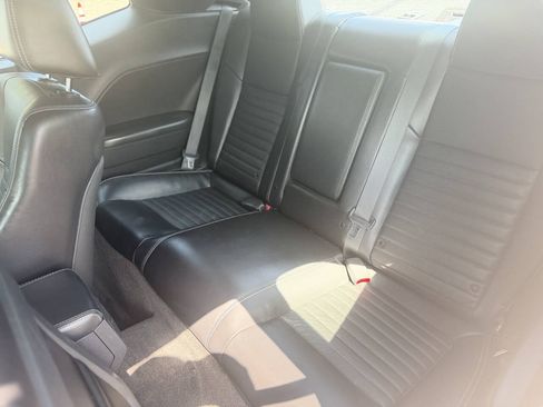 Used 2011 Dodge Challenger RWD image 17