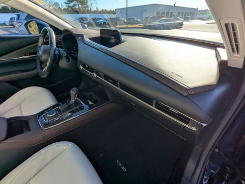 Used 2021 MAZDA CX-30 AWD 2.5 S w/ Premium Package image 26