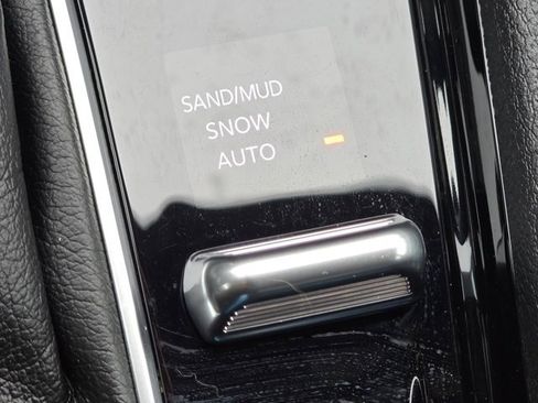 Used 2024 Jeep Compass Latitude w/ Convenience Group image 15