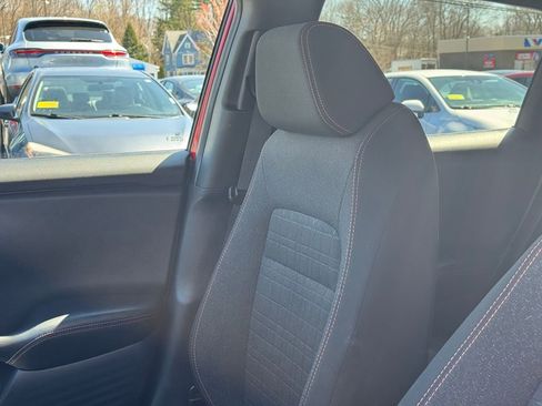 Used 2025 Honda HR-V Sport image 22