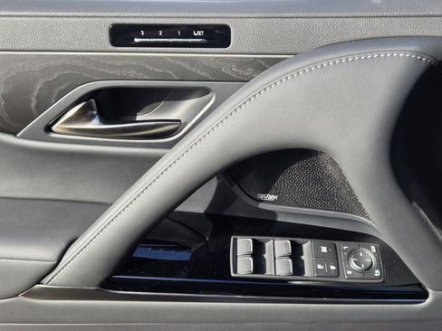 New 2026 Lexus LX 700h Luxury image 17