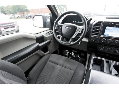 Used 2018 Ford F150 XL w/ Equipment Group 101A Mid image 7