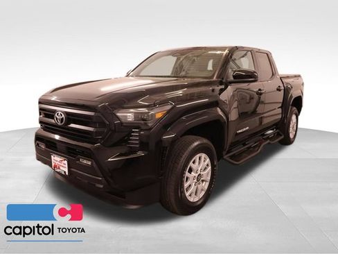 Certified 2024 Toyota Tacoma SR5 AWD/4WD image 6
