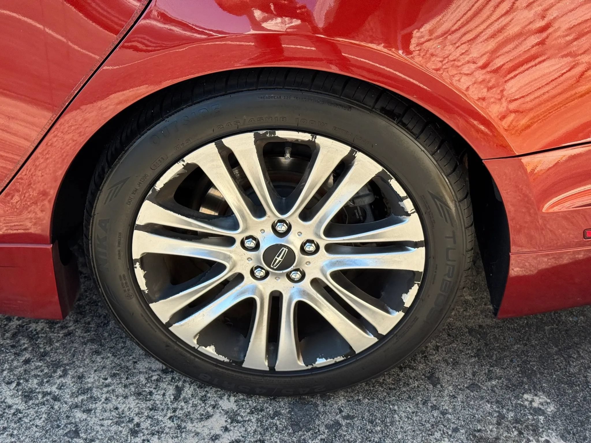 Used 2014 Lincoln MKZ w/ Equipment Group 102A Reserve FWD image 31