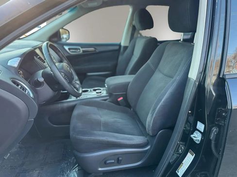 Used 2016 Nissan Pathfinder SV AWD/4WD image 12