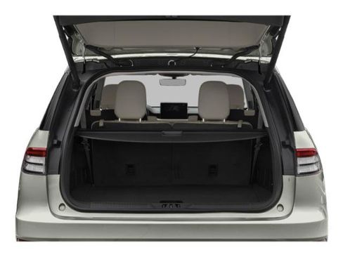 Used 2020 Lincoln Aviator Reserve w/ Equipment Group 202A AWD/4WD image 11