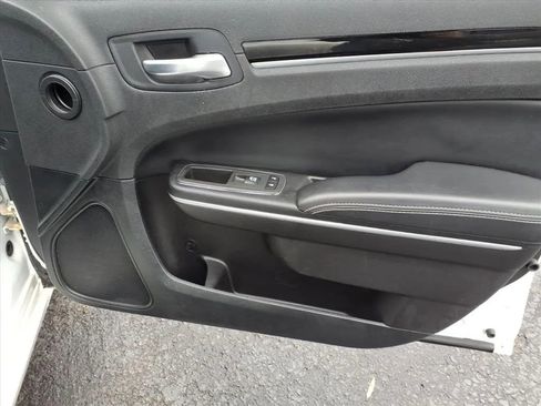 Used 2022 Chrysler 300 S image 10
