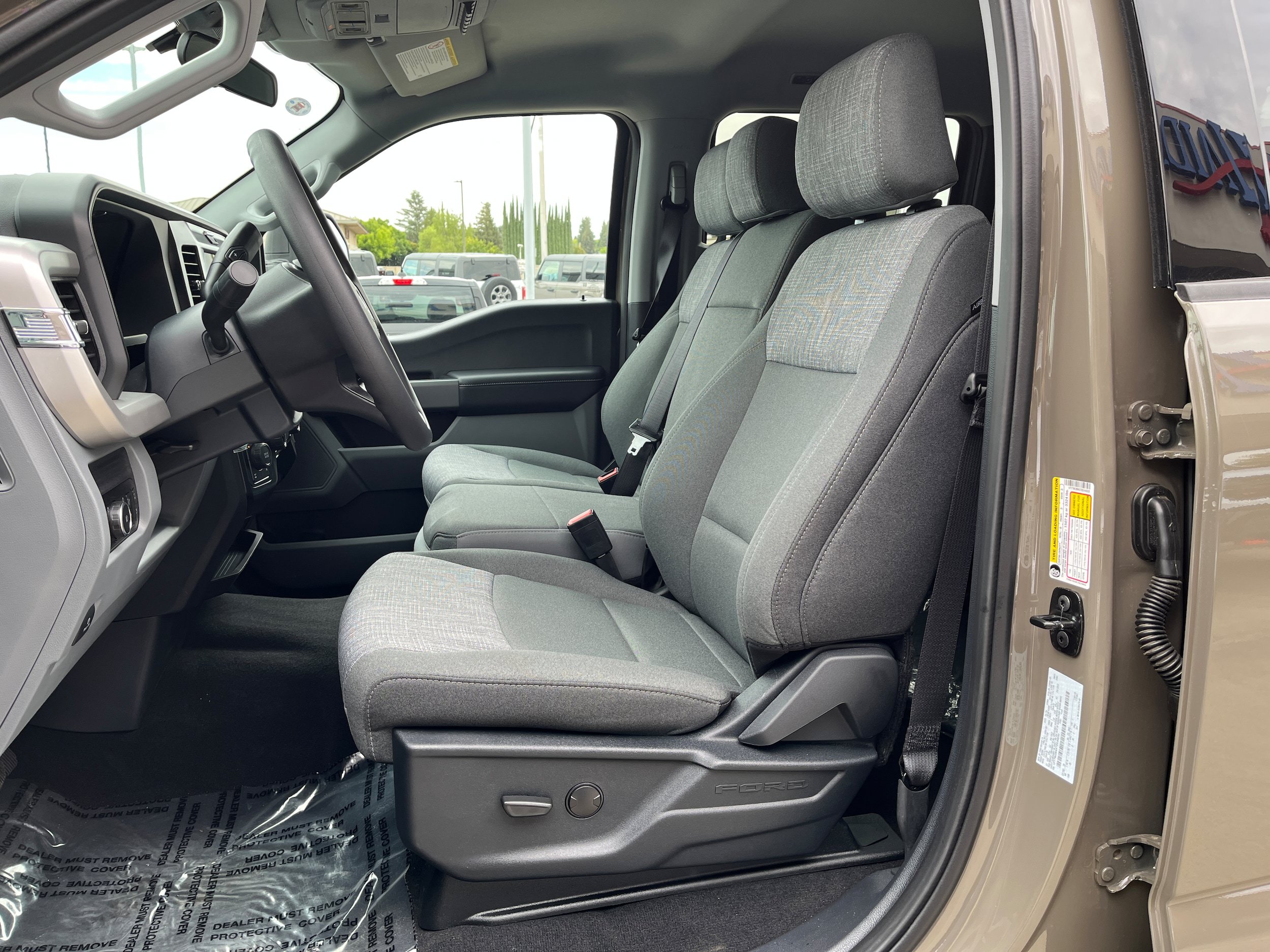 New 2026 Ford F250 XLT w/ FX4 Off-Road Package AWD/4WD image 6