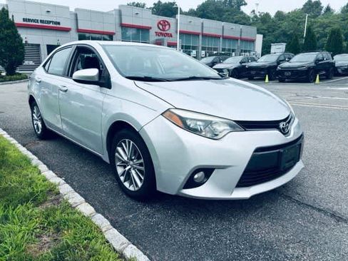Used 2015 Toyota Corolla LE Premium FWD image 3