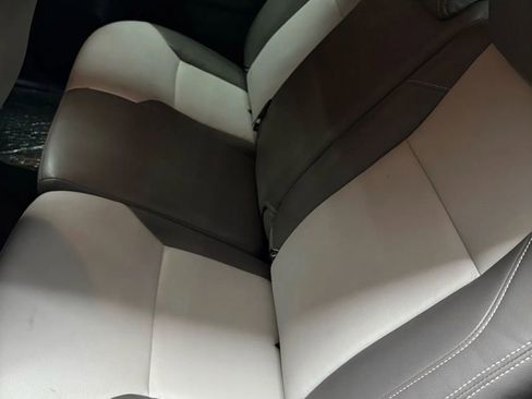 Used 2021 Toyota Tacoma 4x4 Double Cab image 8