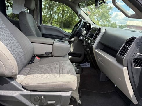 Used 2019 Ford F150 XLT w/ Equipment Group 302A Luxury AWD/4WD image 33