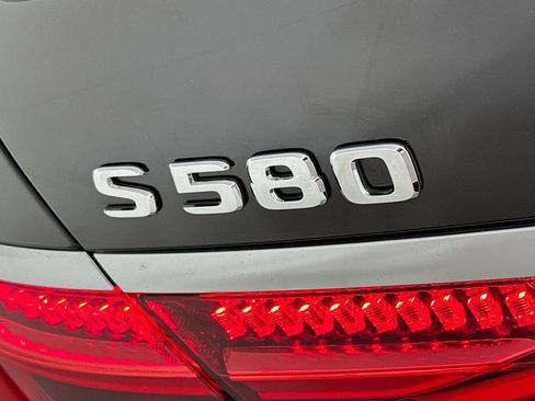 Certified 2023 Mercedes-Benz S 580 4MATIC Sedan image 9