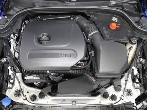 Certified 2025 MINI Cooper S image 20