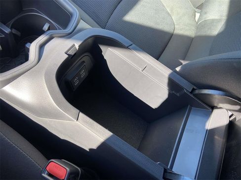 Used 2025 Toyota RAV4 LE image 24