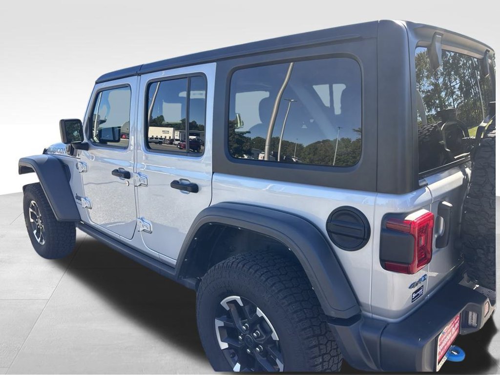 Used 2024 Jeep Wrangler Unlimited Rubicon 4xe AWD/4WD image 3