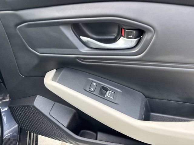 Used 2023 Honda Accord EX image 15