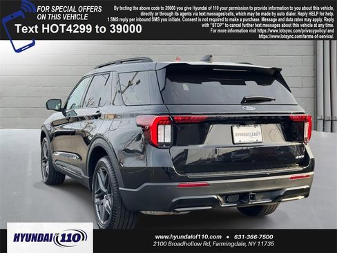 Used 2025 Ford Explorer ST-Line w/ Premium Package image 7