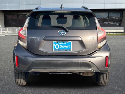 Used 2018 Toyota Prius C One image 8