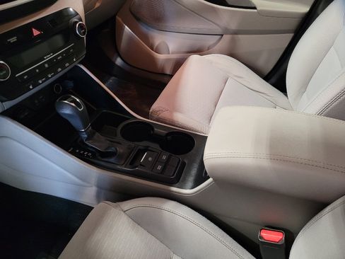 Used 2019 Hyundai Tucson SEL FWD image 26