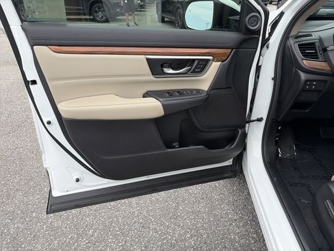 Certified 2022 Honda CR-V Touring image 14