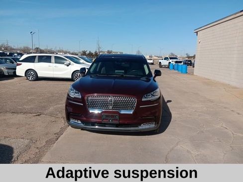Used 2020 Lincoln Aviator Reserve w/ Equipment Group 202A image 10