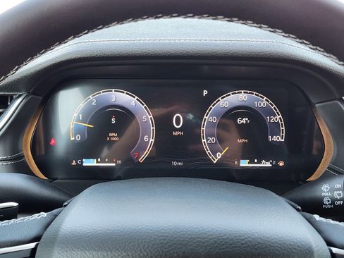 New 2025 Jeep Grand Cherokee L Limited image 10