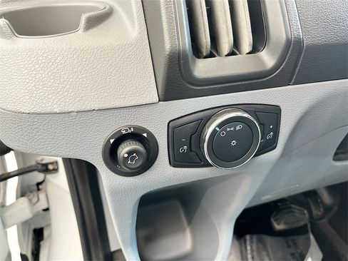 Used 2019 Ford Transit 250 148 Medium Roof image 10