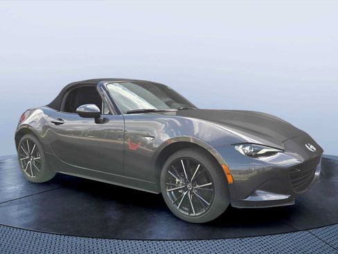 New 2026 MAZDA MX-5 Miata Grand Touring RWD image 1