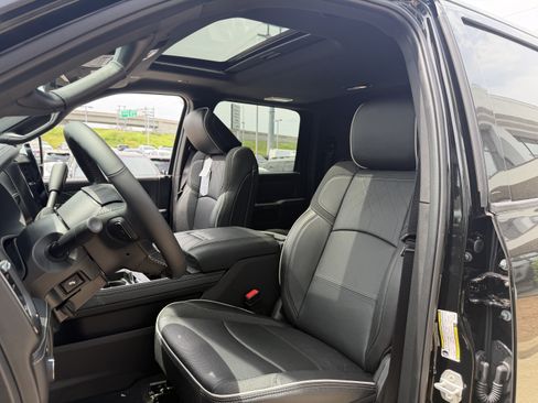 New 2026 RAM 3500 Limited AWD/4WD image 35