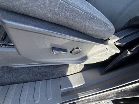 Used 2025 Ford F150 XLT w/ Equipment Group 301A Standard image 23