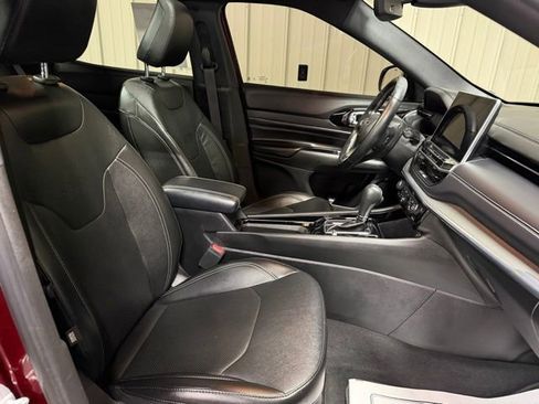 Used 2022 Jeep Compass High Altitude AWD/4WD image 25