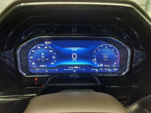 Used 2024 Chevrolet Silverado 2500 LTZ image 15