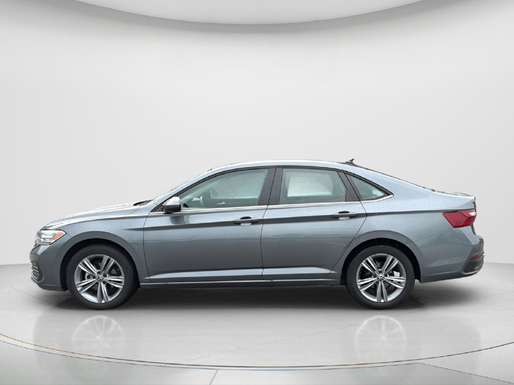 Used 2024 Volkswagen Jetta SE FWD image 8