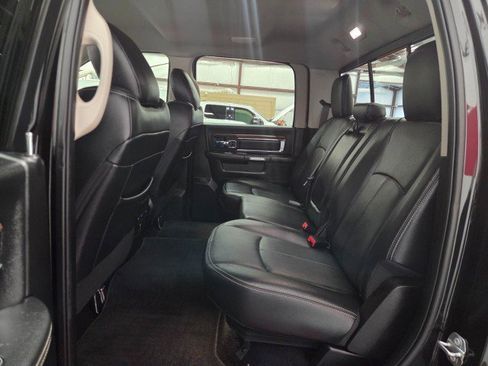 Used 2018 RAM 3500 Laramie w/ Convenience Group image 9