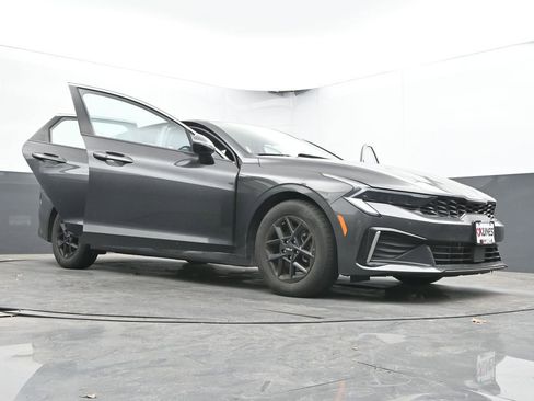 Used 2025 Kia K5 LXS FWD image 67