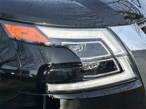 Used 2024 Nissan Armada SL w/ Cargo Package image 10