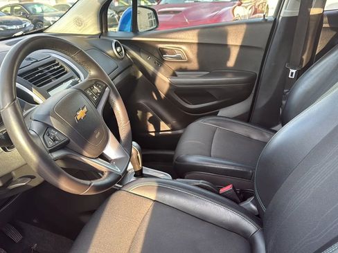 Used 2016 Chevrolet Trax LT w/ LT Convenience Package image 18