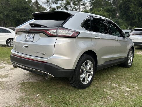Used 2018 Ford Edge Titanium w/ Equipment Group 301A AWD/4WD image 3