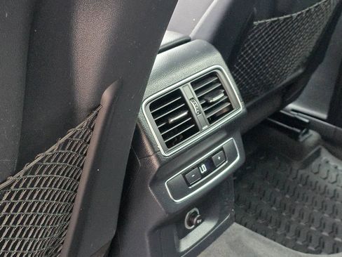 Used 2018 Audi Q5 2.0T Premium Plus AWD/4WD image 27