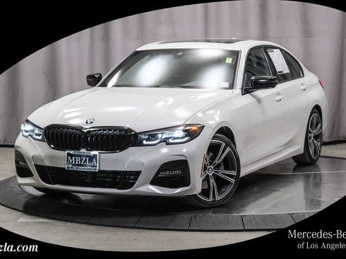 Used 2022 BMW 330i Sedan w/ M Sport Package RWD image 1