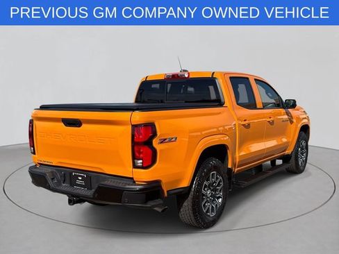 Used 2025 Chevrolet Colorado Z71 w/ Technology Package AWD/4WD image 35
