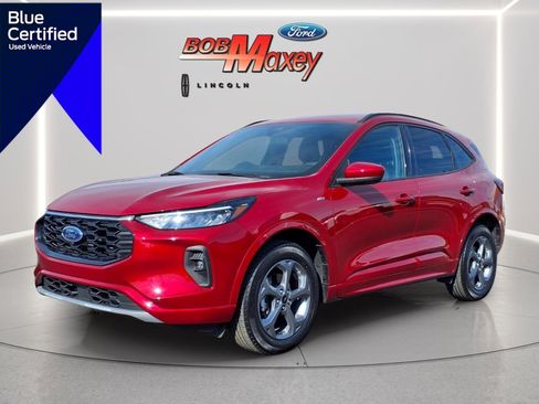 Used 2023 Ford Escape ST-Line Select w/ Tech Pack #2 AWD/4WD image 1