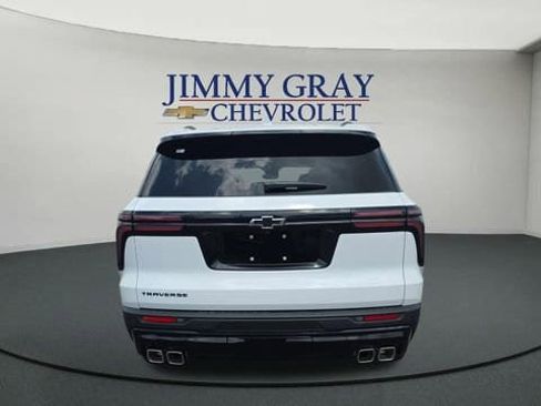 New 2026 Chevrolet Traverse LT w/ Midnight/Sport Edition FWD image 4